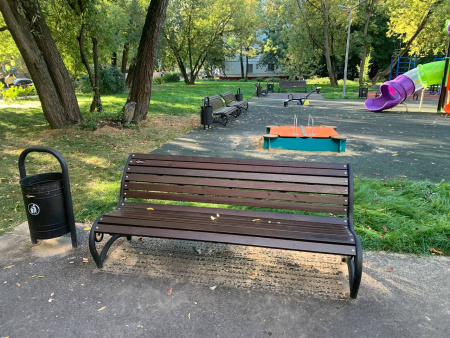 Скамейка стальная «Афина УНИ» 3,0 м (3 опоры)